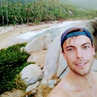 Aden Petersen的照片