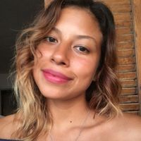 Bella Hernández的照片