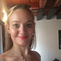 Julie Dhont的照片