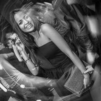 Anna Vincze的照片