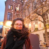 naïma mraizika的照片