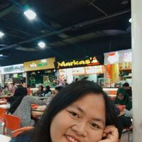 Fotos de Putri Rezkyanti Laras Sakawuni