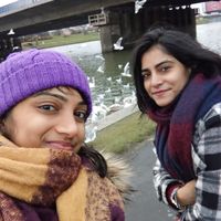 Mounika Rapolu的照片