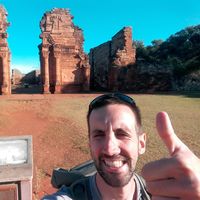 Clement Almero的照片