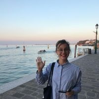 Sophie Eihpos's Photo