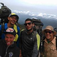 Luis Vitola的照片