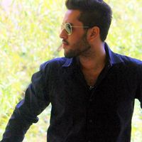 Karan Grang的照片