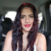 Stephanie Astorquiza的照片