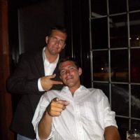 James Donovan的照片