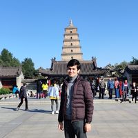 Azizjon Khabibulloev的照片