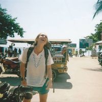 Airlie Brett的照片