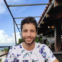 Rafael Caviquioli的照片