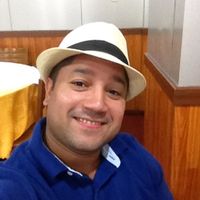 Carlos Oropeza's Photo