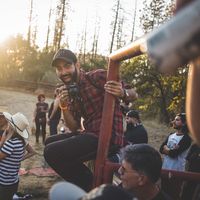 adam licari的照片