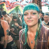 Larissa Demoustiez的照片