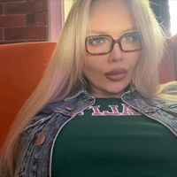 Mary Ushakova的照片