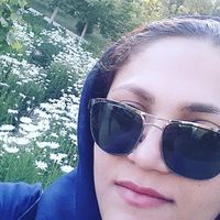 Azita Matboo的照片