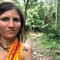 Chandra Arape的照片