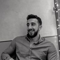 Ferit Sadak的照片