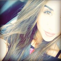 andrea rodriguez的照片