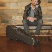 Joel Helenbolt的照片