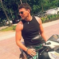 Lauri Lemmle's Photo