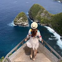 Photos de Elvi Tangkeallo