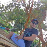 Mario  Oviedo的照片