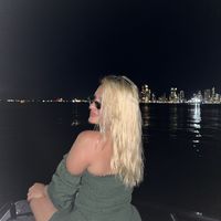 Alejandra Fernandez's Photo