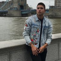 Albertine Felipe的照片