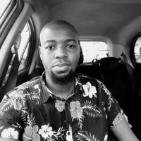 Photos de Carlos Mkala