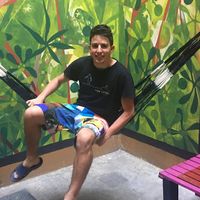 Antoine Binauld的照片