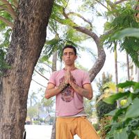 Leo Miramontes的照片