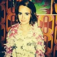 Nora Fernrohr的照片