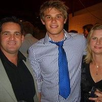 Aaron Ferguson的照片