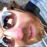 Peter Mackie的照片