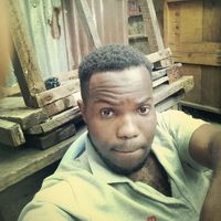 Maulid Zuberi的照片