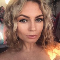 Emma Russell的照片