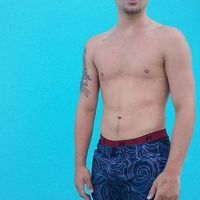 Blake Hughes的照片