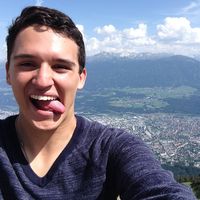 Alejandro Gamba的照片