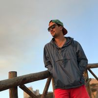 Luis Delgado的照片