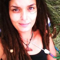 Nadia Mahika的照片