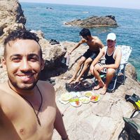 Younes Derraz的照片