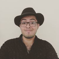 Robert León Suárez的照片