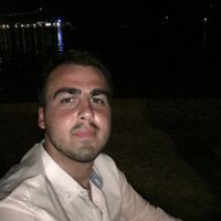 Sezer Altunbaş的照片