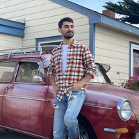 Deniz Sezer的照片