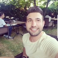Alper Öztürk的照片