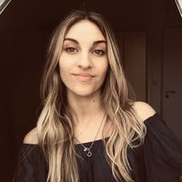 Leonarda Vukovic's Photo