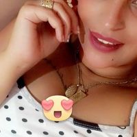 Fotos von Nouhaila Az