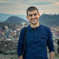 Nikolai Angelov的照片